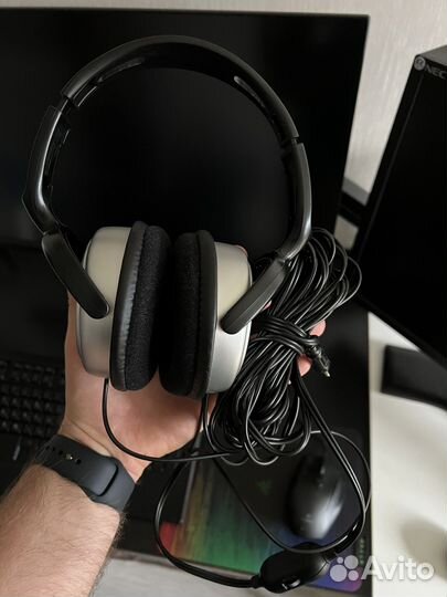 Наушники Phillips SHP2500