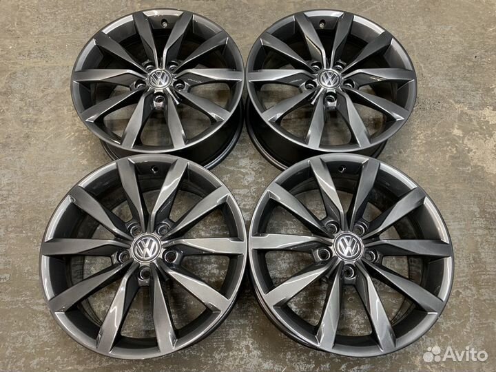 Оригинальные диски на Golf 7 R17 dijon