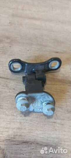 Петля двери задняя левая Volvo S40, v50