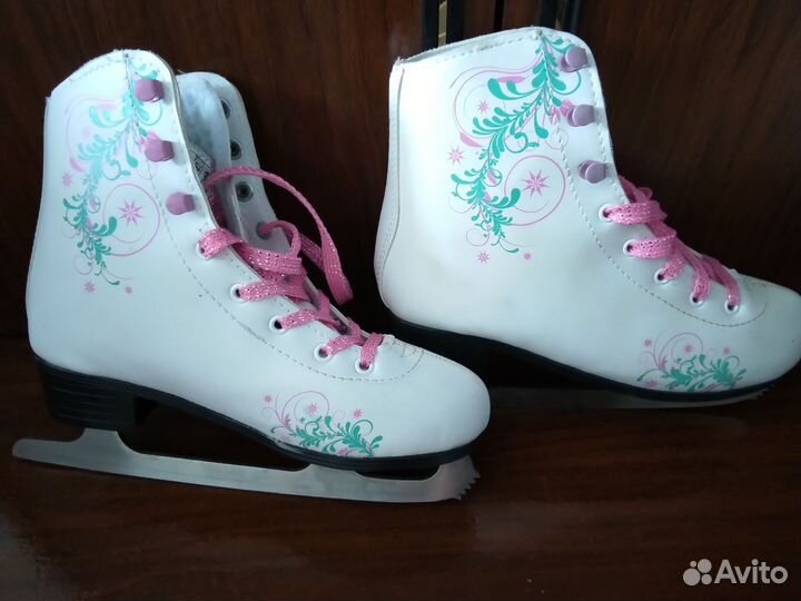 Коньки фигурные 36