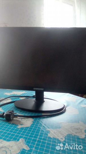 Монитор для компьютера бу