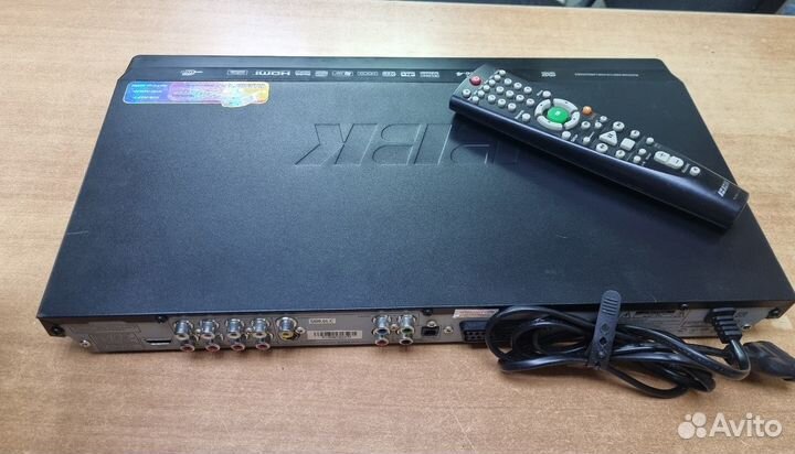 DVD-плеер BBK DV924HD