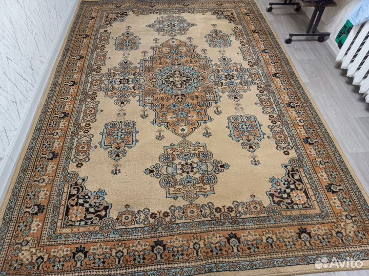 Ковер персидский