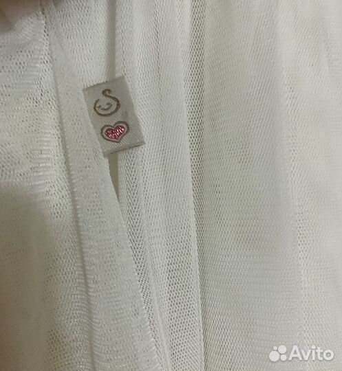 Платье нарядное гипюр р-р 116-122