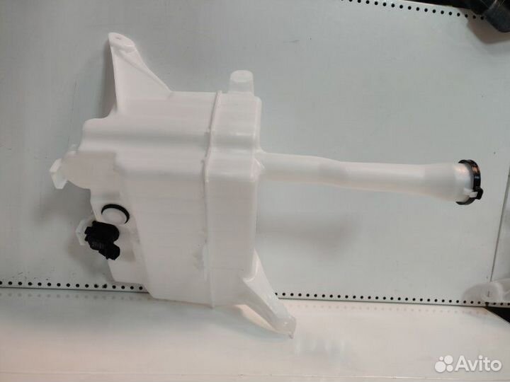 Бачок омывателя Toyota Camry XV50