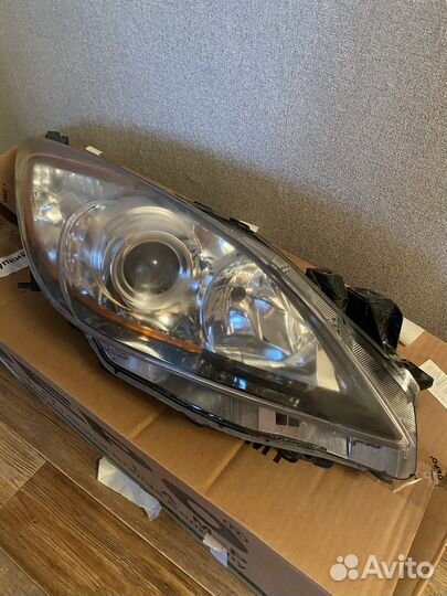 Фара левая правая mazda 3 оригинал