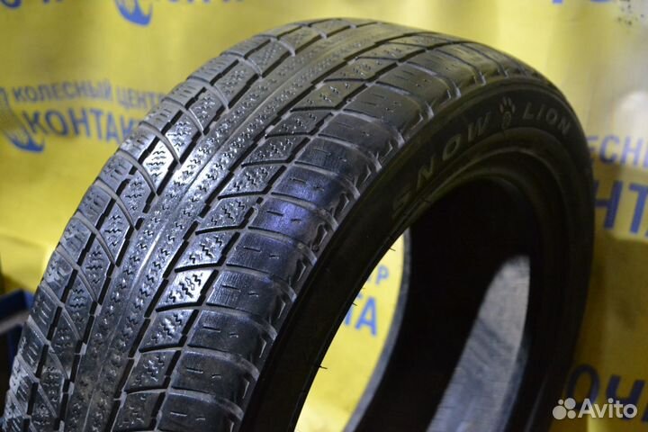 Triangle Snowlink TWT02 215/55 R17