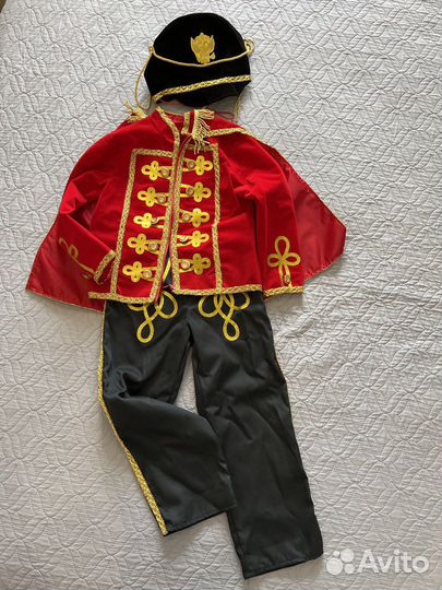 Карнавальный костюм гусар