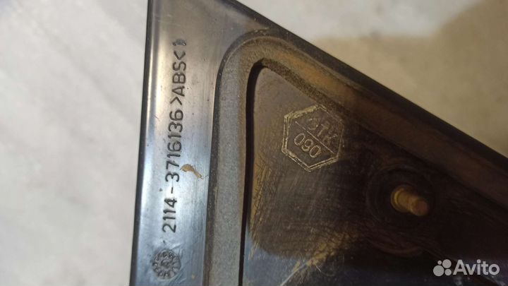 Фонарь задний внутренний Ваз 2115