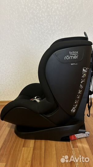 Автомобильное кресло britax romer