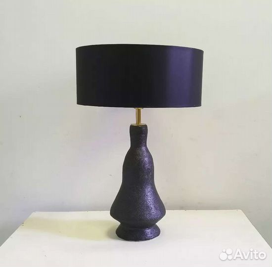 Лампа настольная