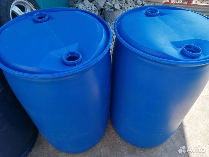 Бочка пластиковая, металлическая 230 литров