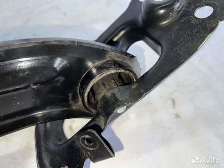 Рычаг подвески нижний задний правый Volkswagen