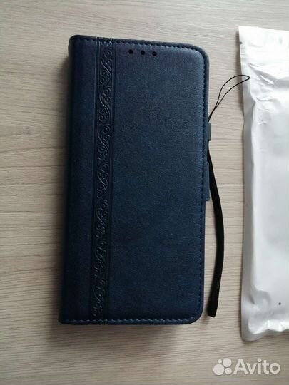 Продам чехол-книжка для huawei Y8s