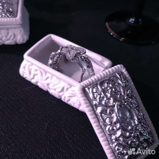 Фарфоровые шкатулки для свадебных колец