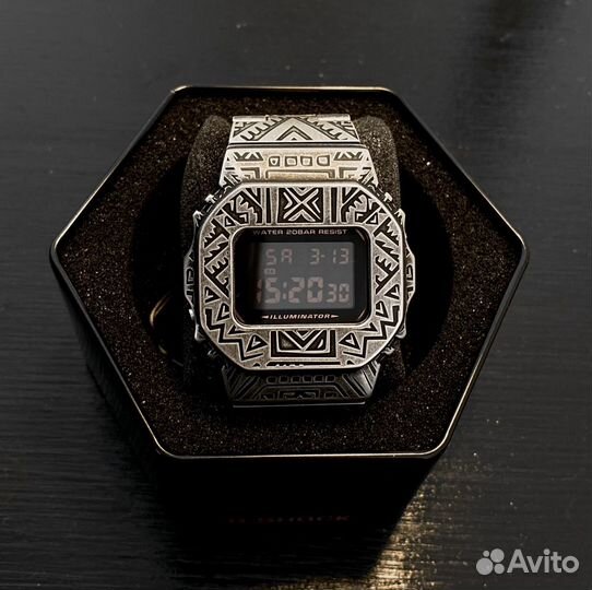 Часы Casio 5600 (custom)