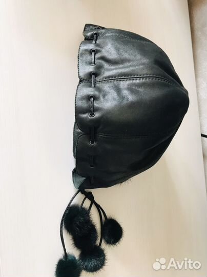 Женская шапка