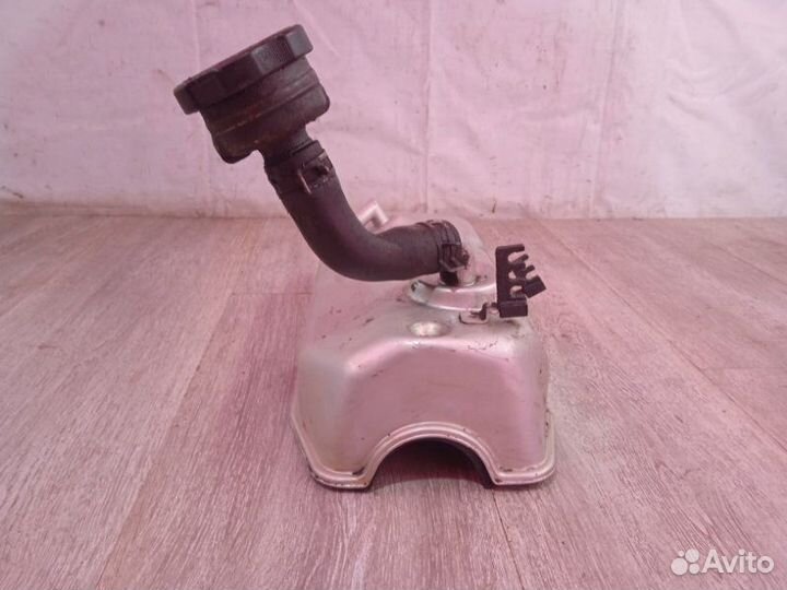 Крышка головки блока Mitsubishi Pajero L141G 6G72