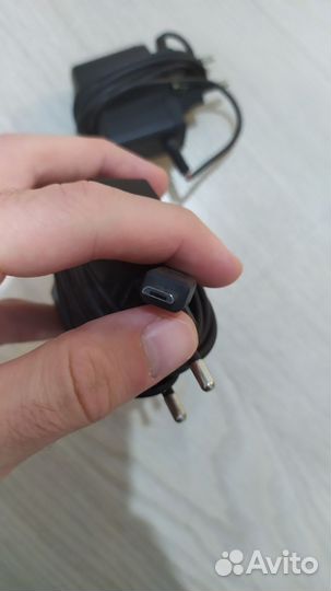 Зарядное устройство