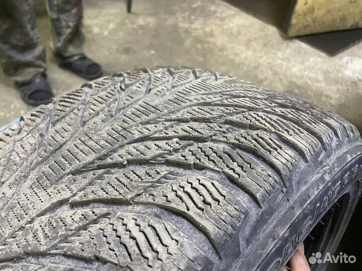 Nokian Tyres Hakkapeliitta R2 245/45 R18