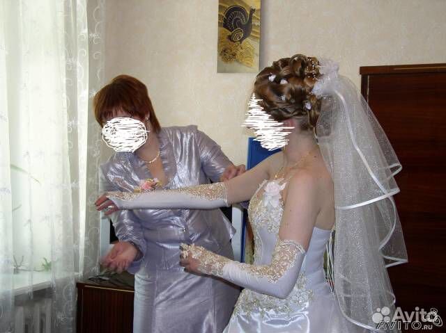 Свадебные перчатки и фата