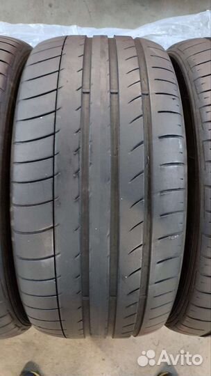 Dunlop SP Sport Maxx GT 275/40 R20 и 315/35 R20 110W