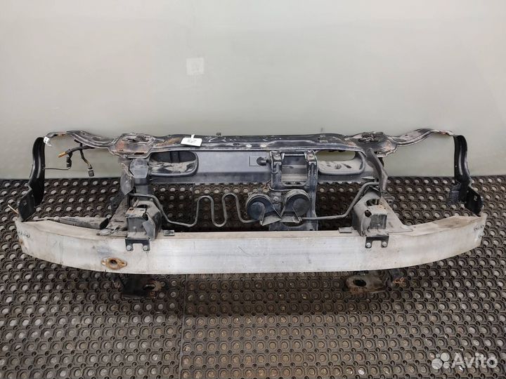 Передняя панель (телевизор) Mercedes-Benz C-Класс