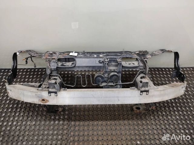 Передняя панель (телевизор) Mercedes-Benz C-Класс