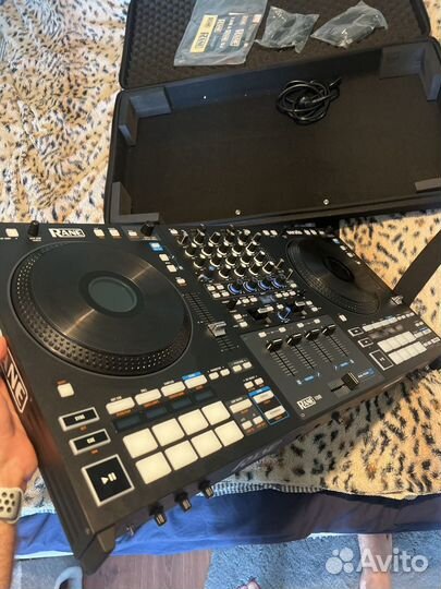 Rane four DJ контроллер