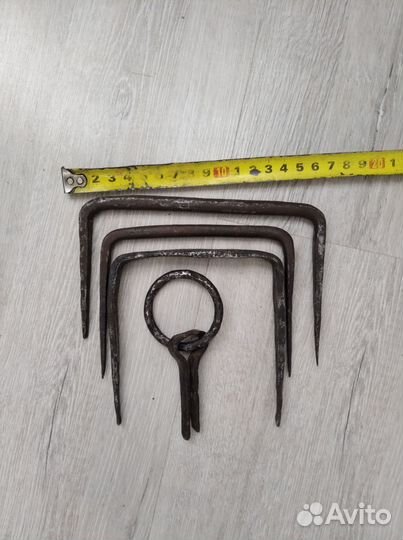 Старинные кованые изделия