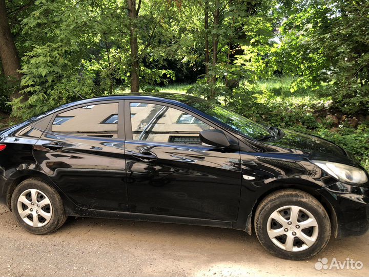 Hyundai Solaris 1.4 AT, 2012, 270 000 км