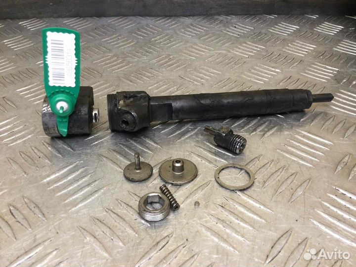 Форсунка Mercedes Vito (Viano) 0445110140; A646070