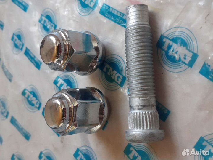 Шпилька Задней ступицы на Шевроле Кобальт