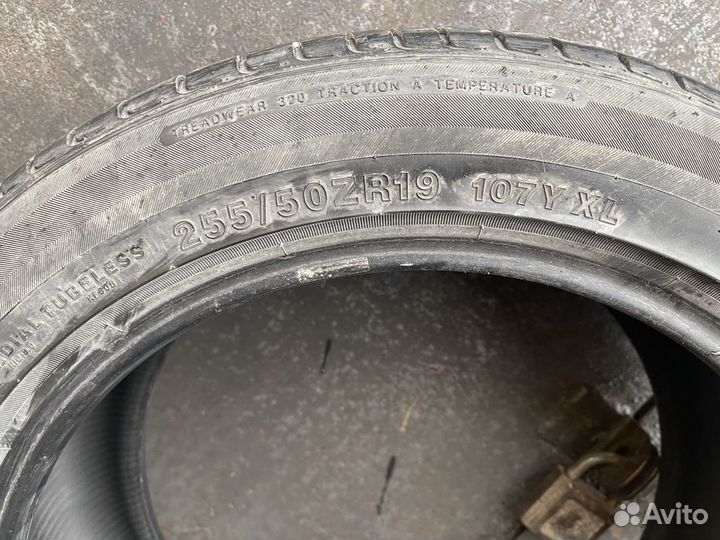 Bridgestone 613V 255/50 R19 107Y