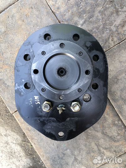 Бортовой редуктор MacDon