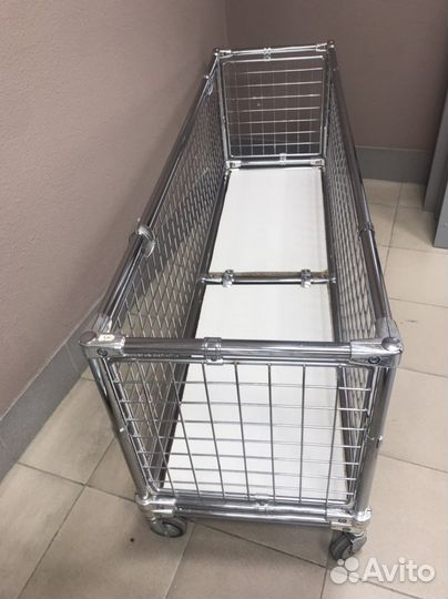 Корзина для хранения из джокера на колесах