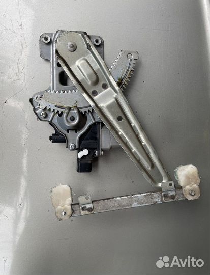 Электростеклоподъемник Mitsubishi Lancer 10 X