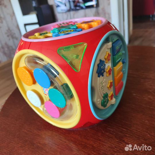 Развивающий кубик музыкальный