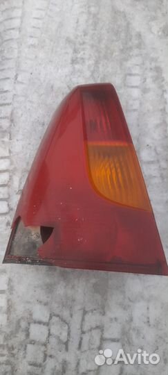 Задние фонари на renault logan 1