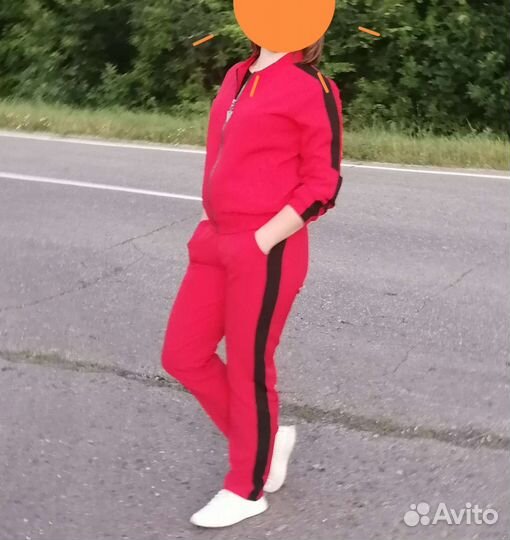 Костюм спортивный