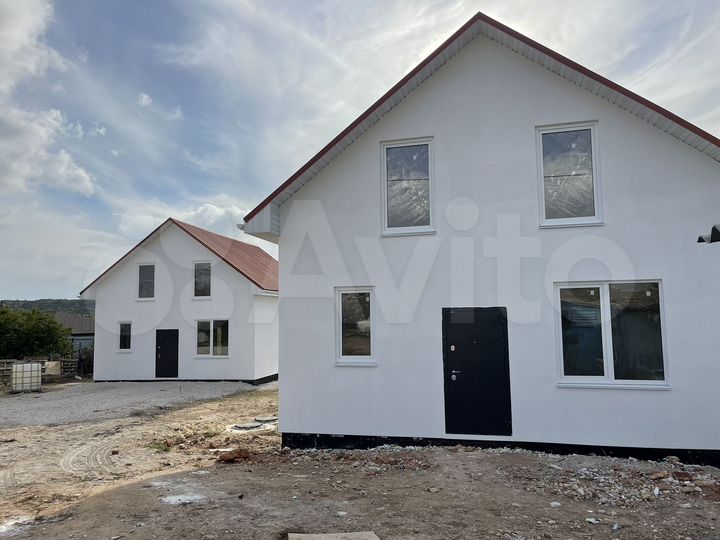 Дом 135 м² на участке 4 сот.