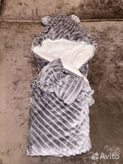 Продам конверт на выписку