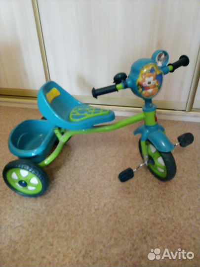 Детский трехколесный велосипед
