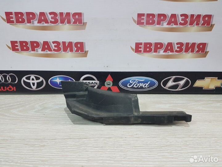 Пыльник крыла передний левый Bmw 5-Series F10