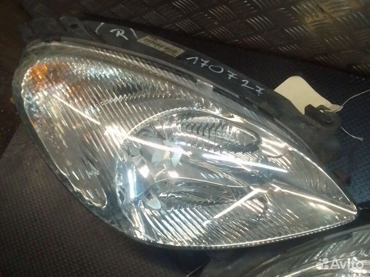 Фары Ситроен Ксара Пикассо