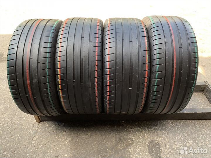 Michelin Pilot Sport 4 245/40 R18