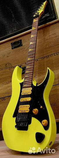 Электрогитара