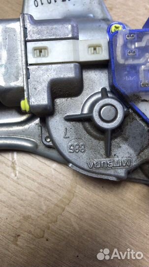 Мотор стеклоочистителя задний pajero sport 2