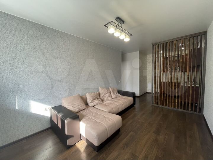 2-к. квартира, 50 м², 1/5 эт.