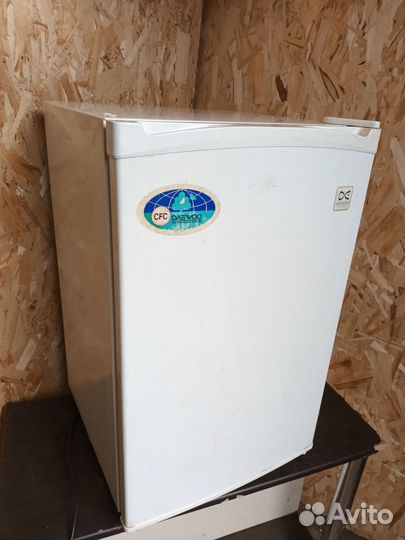 Небольшой холодильник (73*44 см) Daewoo. Привезу